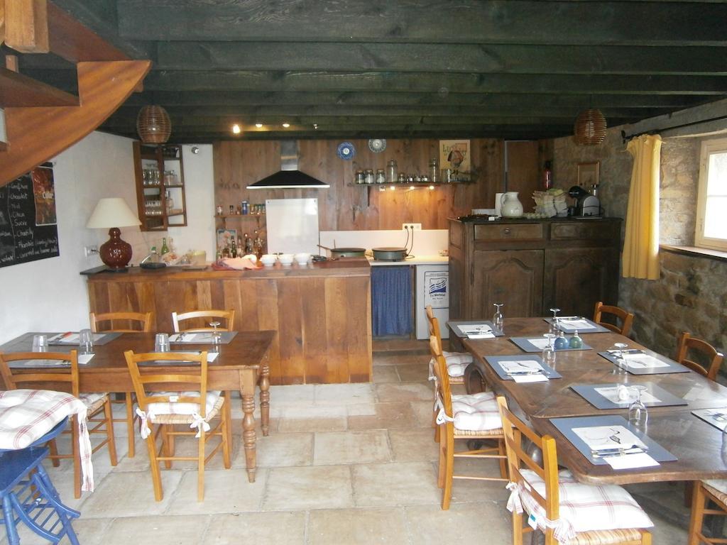 Les Chaumieres De Kerimel Bed & Breakfast Ploemel Bagian luar foto