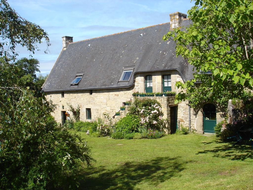 Les Chaumieres De Kerimel Bed & Breakfast Ploemel Bagian luar foto